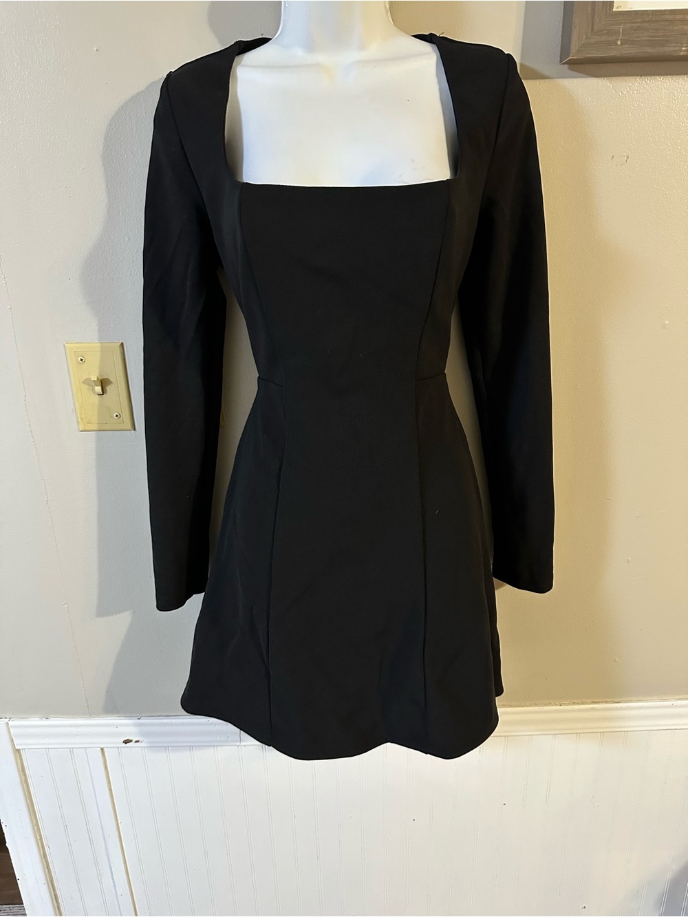 Classic Black Square-Neck Long-Sleeve Dress